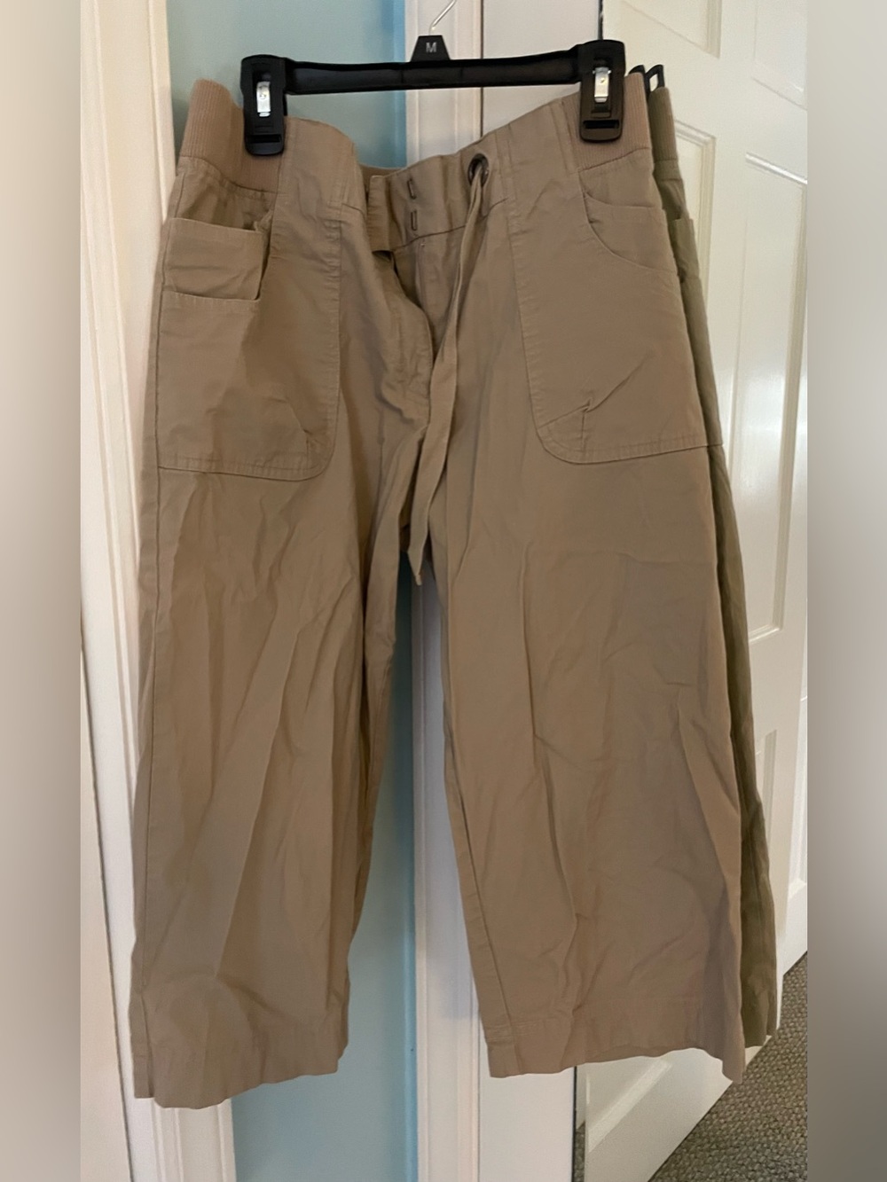 Kim Rogers 6Petite tan casual capris